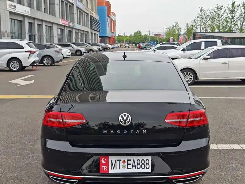 2018 Volkswagen Passat 330TSI DSG Premium — миниатюра 5