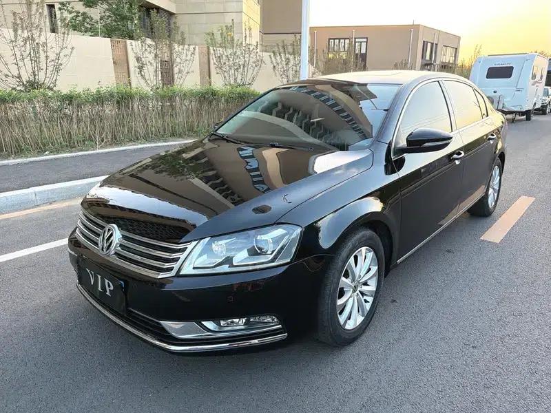2015 Volkswagen Passat 2.0TSI Luxury — миниатюра 1