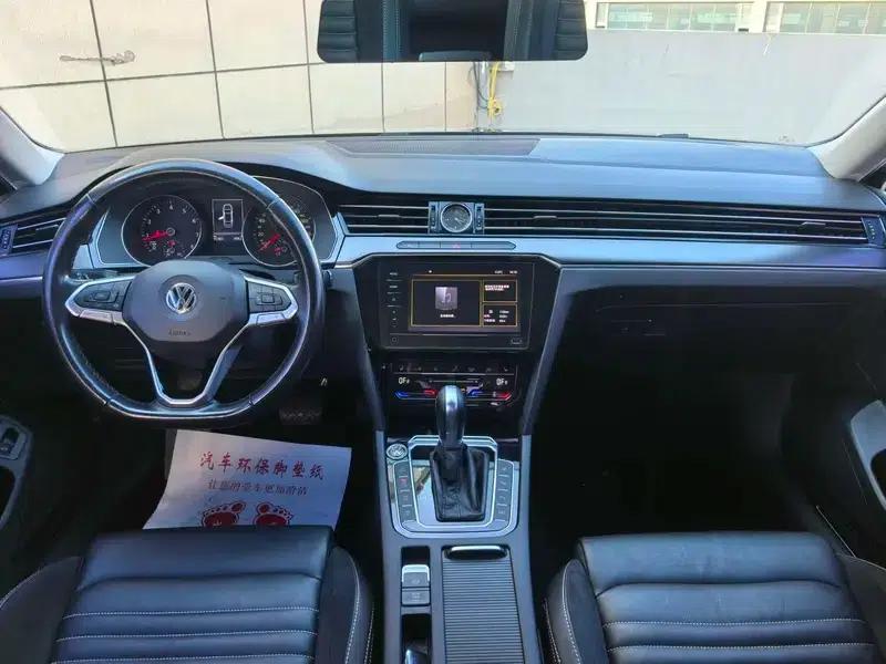2020 Volkswagen Passat 330TSI DSG Leading Edition — миниатюра 5