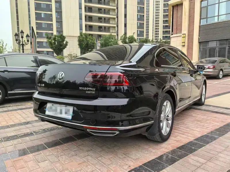 2018 Volkswagen Magotan 330TSI DSG Luxury — миниатюра 6