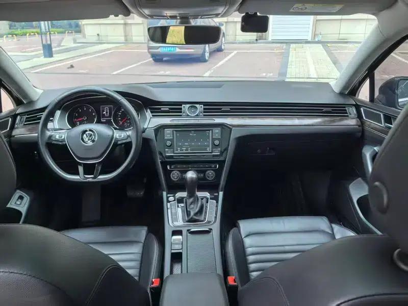 2018 Volkswagen Magotan 330TSI DSG Luxury — миниатюра 8