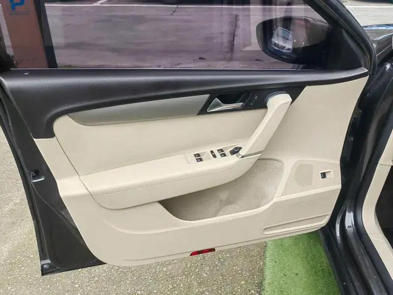2013 Volkswagen Passat 1.8TSI Luxury — миниатюра 11
