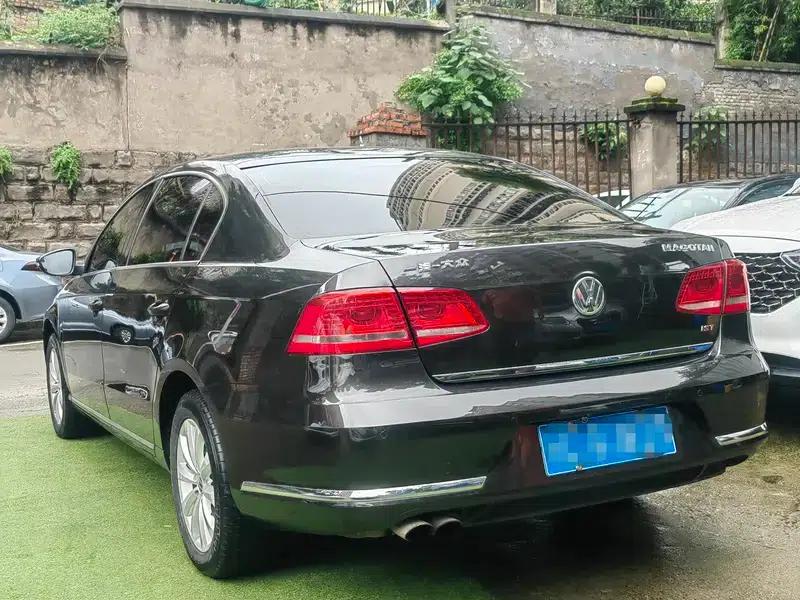 2013 Volkswagen Passat 1.8TSI Luxury — миниатюра 4