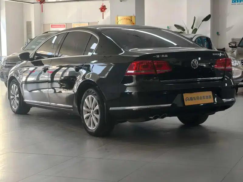 2013 Volkswagen Passat 2.0TSI Luxury — миниатюра 4