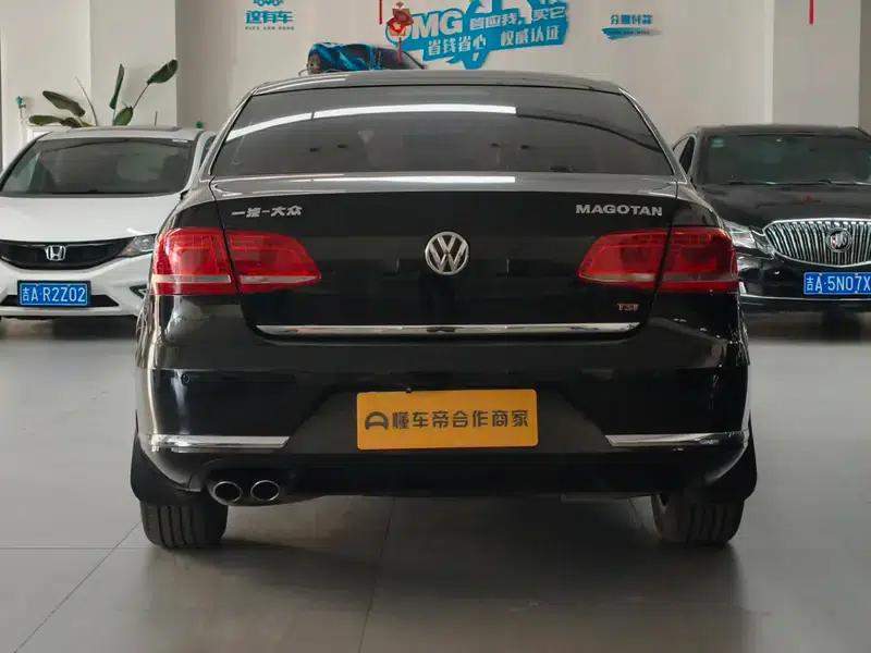 2013 Volkswagen Passat 2.0TSI Luxury — миниатюра 5