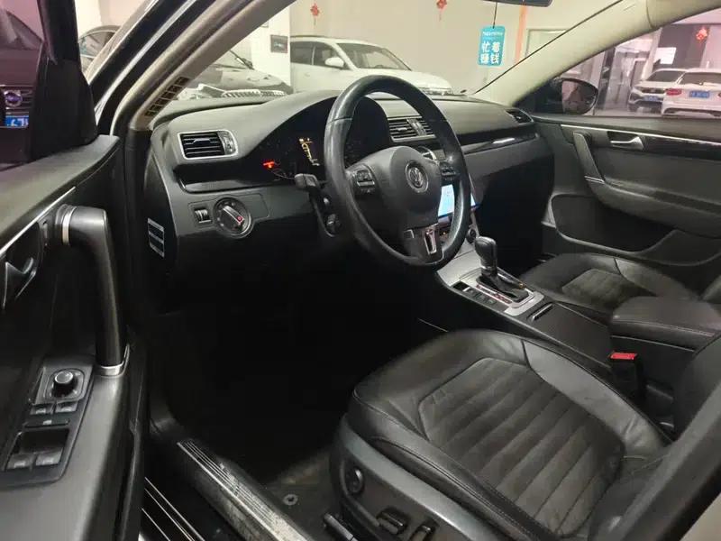 2013 Volkswagen Passat 2.0TSI Luxury — миниатюра 8