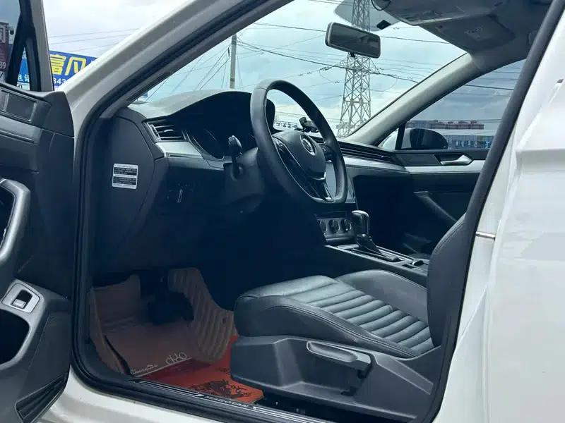 2017 Volkswagen Passat 280TSI DSG Comfort — миниатюра 23