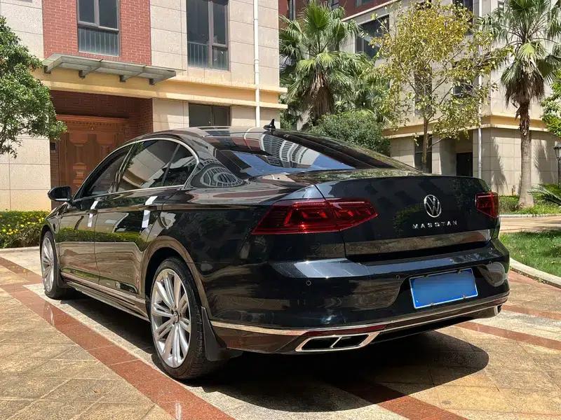 Volkswagen Magotan 2023 2 Millionth Unit Commemorative Edition 330TSI DSG Luxury — миниатюра 5