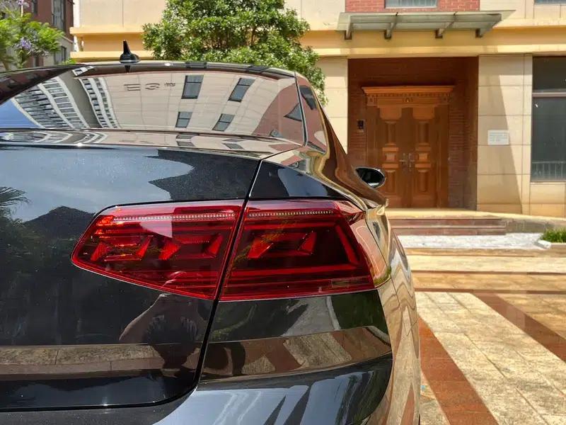 Volkswagen Magotan 2023 2 Millionth Unit Commemorative Edition 330TSI DSG Luxury — миниатюра 10