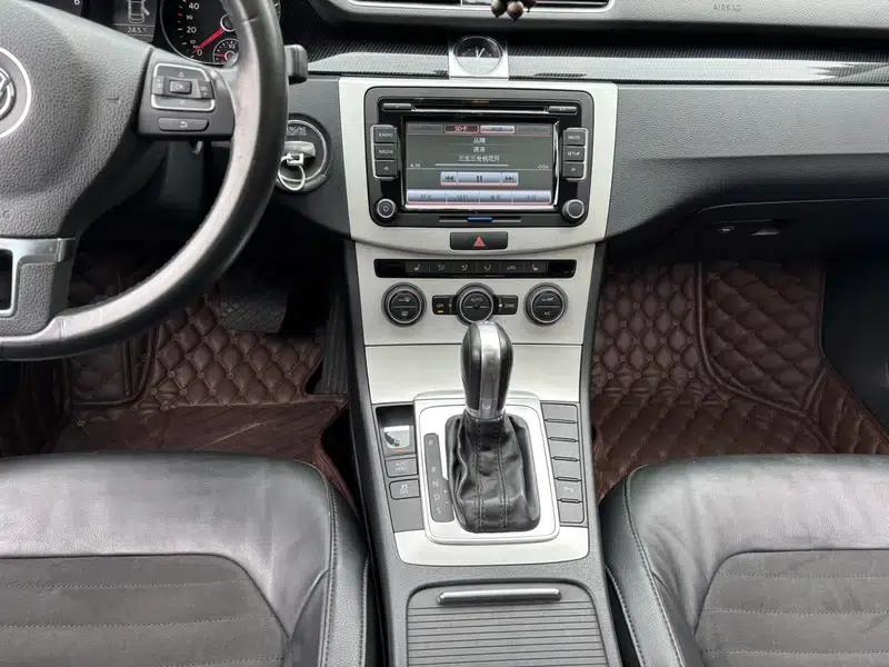 2015 Volkswagen Passat 1.8TSI Luxury — миниатюра 12