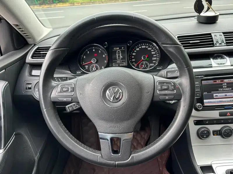 2015 Volkswagen Passat 1.8TSI Luxury — миниатюра 20