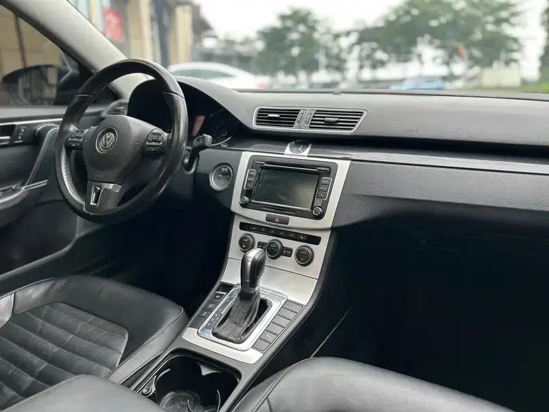 2013 Volkswagen Passat 2.0TSI Luxury — миниатюра 11