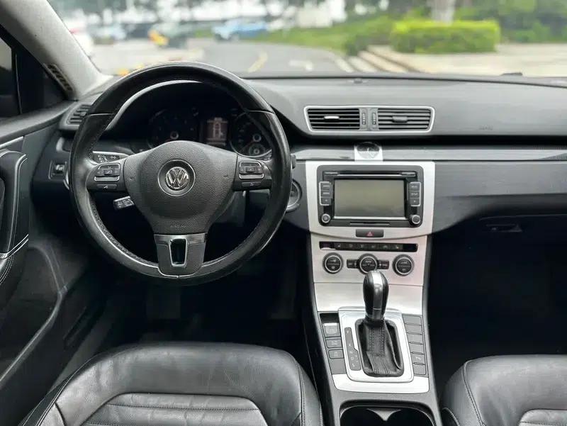 2013 Volkswagen Passat 2.0TSI Luxury — миниатюра 12