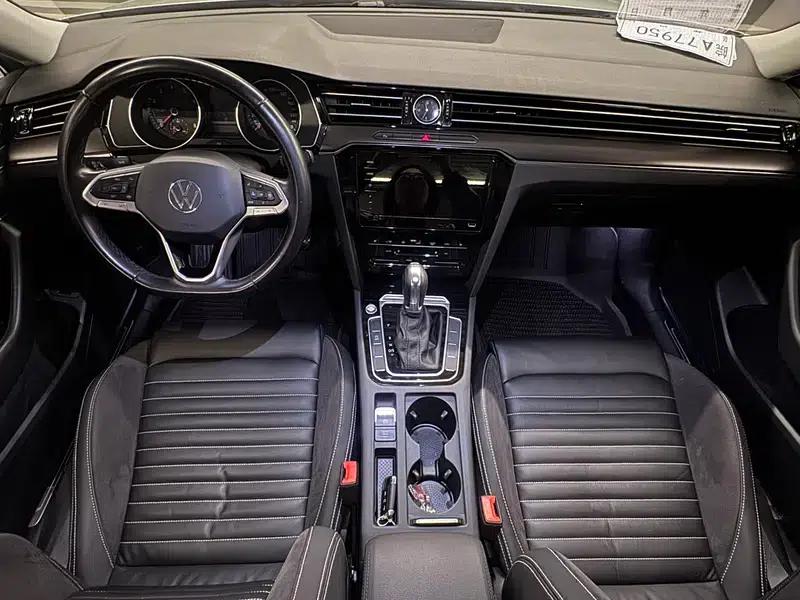 Volkswagen Passat 2021 330TSI DSG 30th Anniversary Edition — миниатюра 17