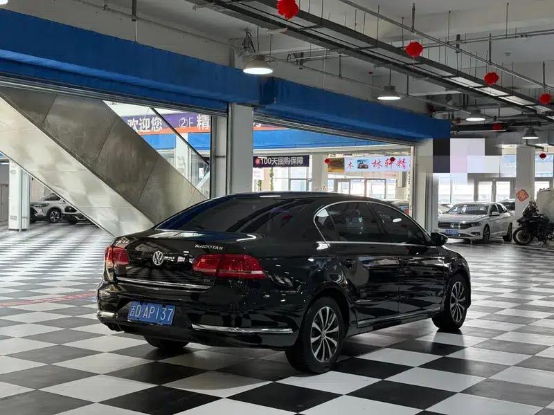 2012 Volkswagen Magotan Facelift 1.8TSI Leading Edition — миниатюра 3