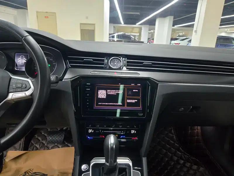 2020 Volkswagen Passat 330TSI DSG Leading Edition — миниатюра 5