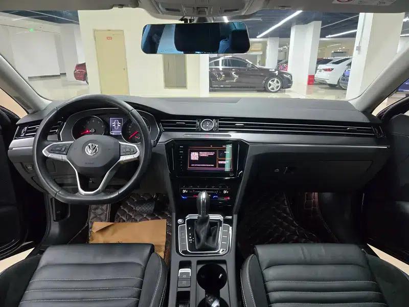 2020 Volkswagen Passat 330TSI DSG Leading Edition — миниатюра 6