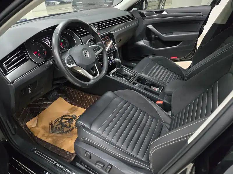 2020 Volkswagen Passat 330TSI DSG Leading Edition — миниатюра 8