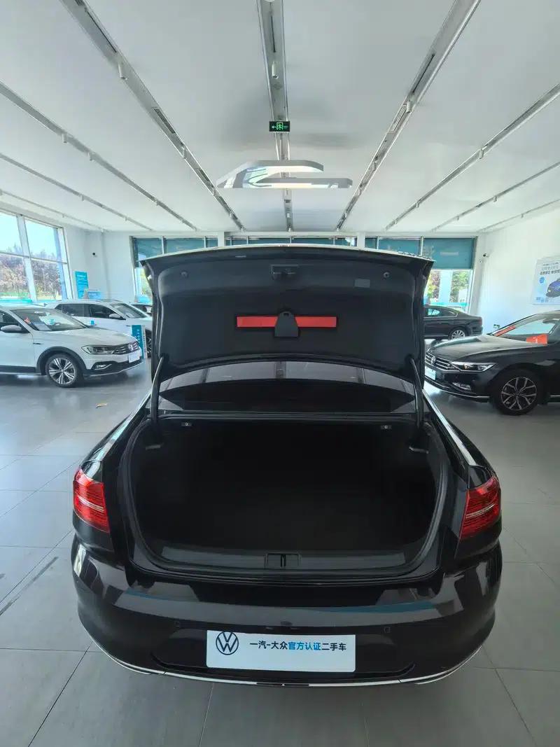 2019 Volkswagen Magotan 330TSI DSG Leading Edition (China VI Emission Standard) — миниатюра 7