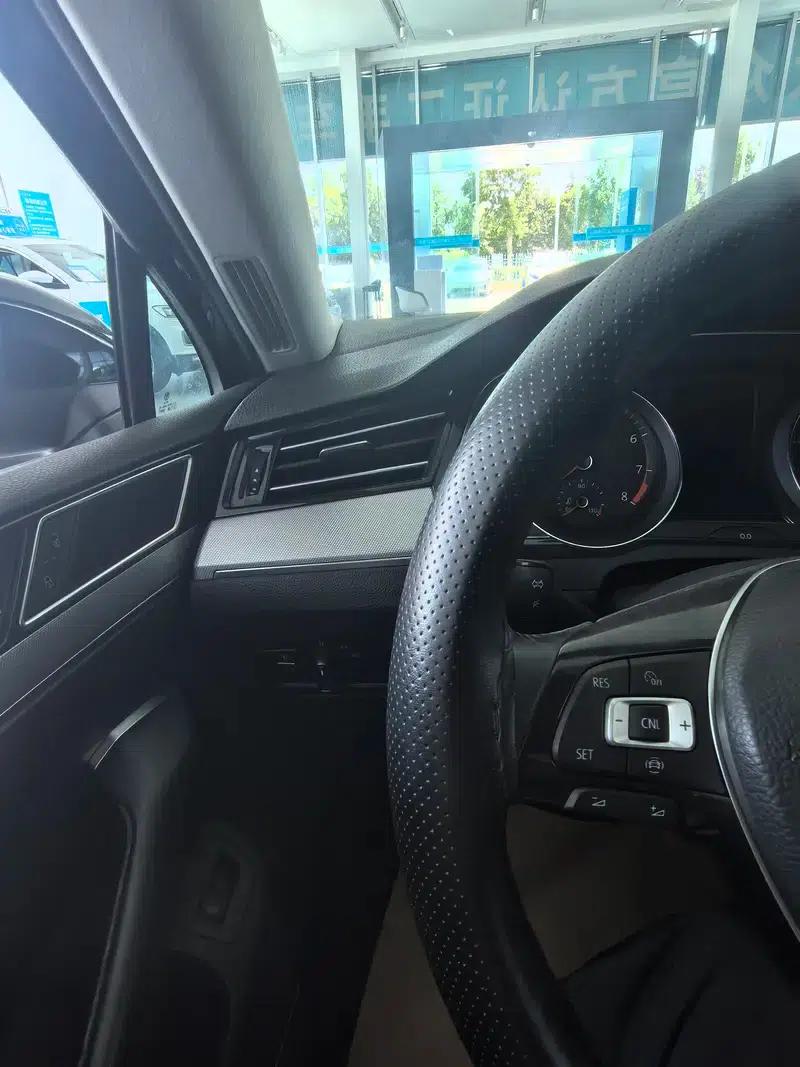 2019 Volkswagen Magotan 330TSI DSG Leading Edition (China VI Emission Standard) — миниатюра 10