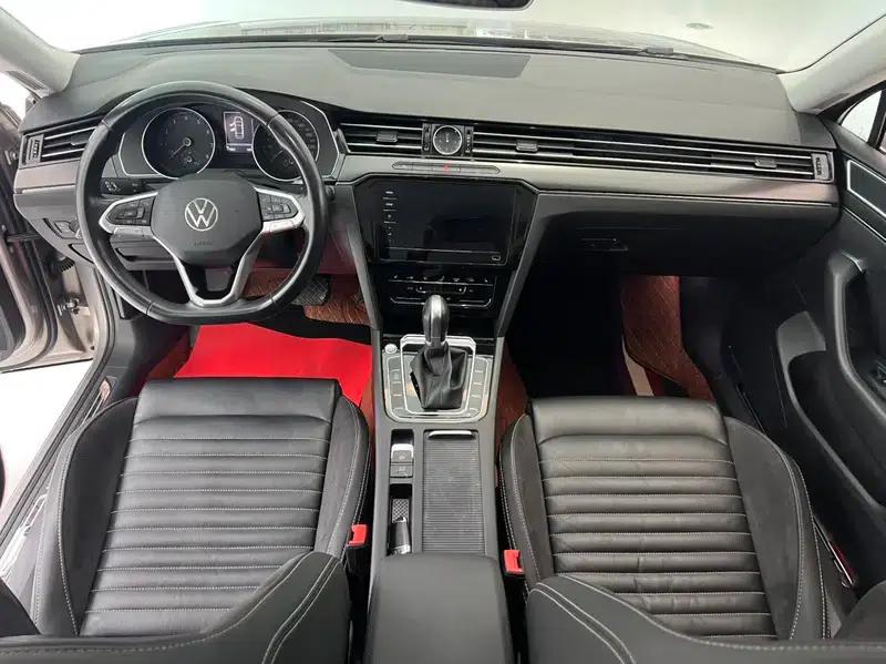 Volkswagen Passat 2021 330TSI DSG 30th Anniversary Edition — миниатюра 8