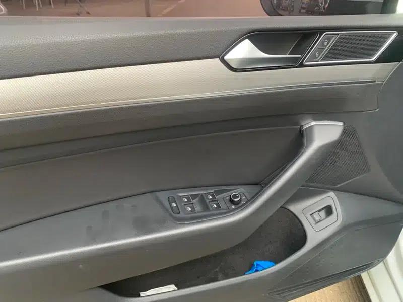 2017 Volkswagen Magotan 330TSI DSG Leading Edition — миниатюра 22