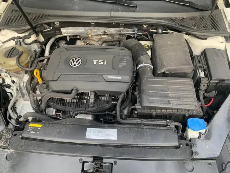 2017 Volkswagen Magotan 330TSI DSG Leading Edition — миниатюра 7