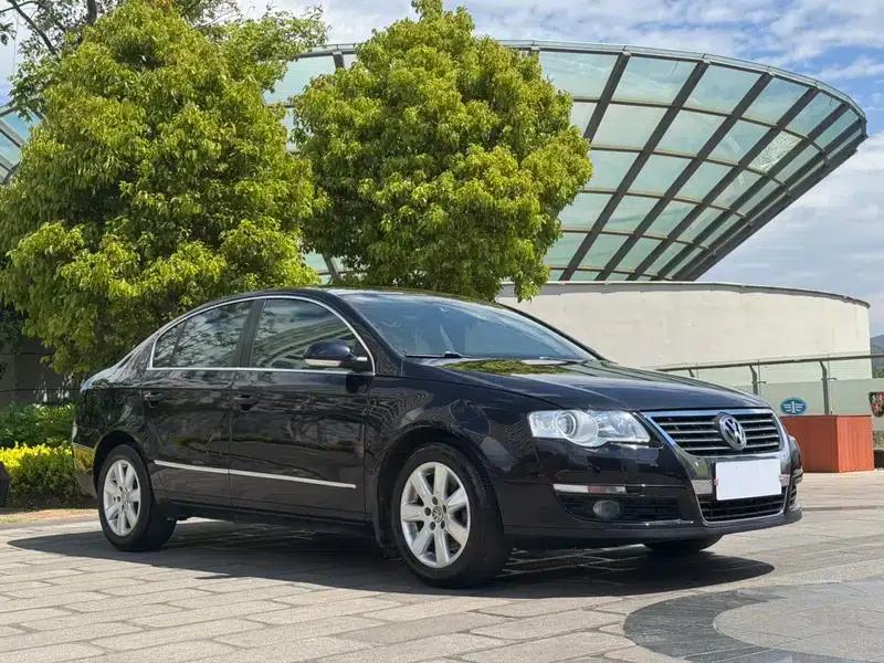 2009 Volkswagen Passat 1.8TSI DSG Comfort — миниатюра 3