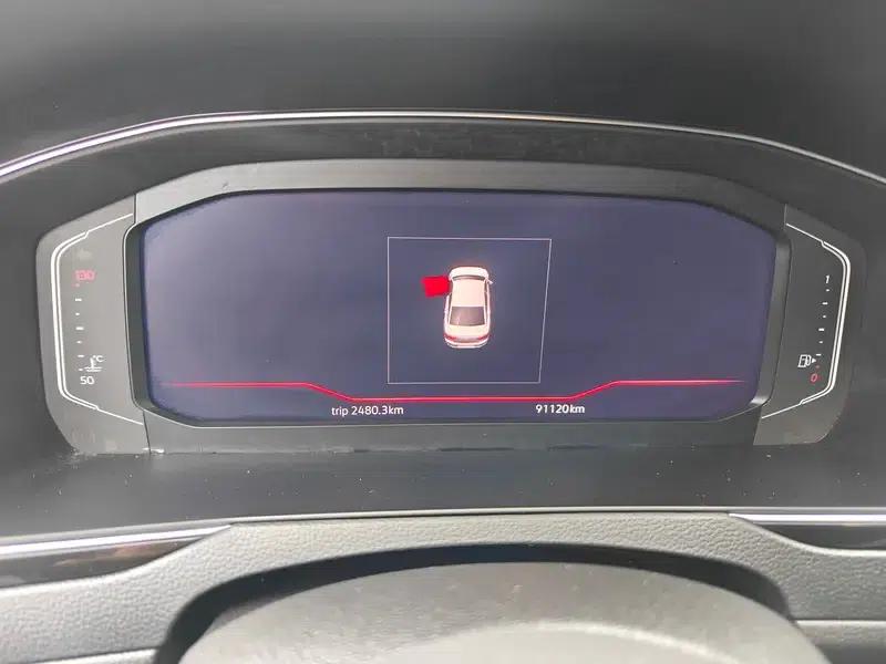 2020 Volkswagen Passat 330TSI DSG Premium — миниатюра 8