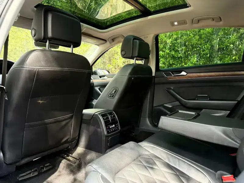 2020 Volkswagen Passat 330TSI DSG Premium — миниатюра 10
