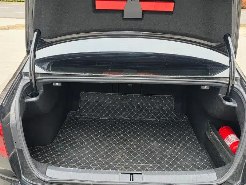 2020 Volkswagen Passat 330TSI DSG Leading Edition — миниатюра 20