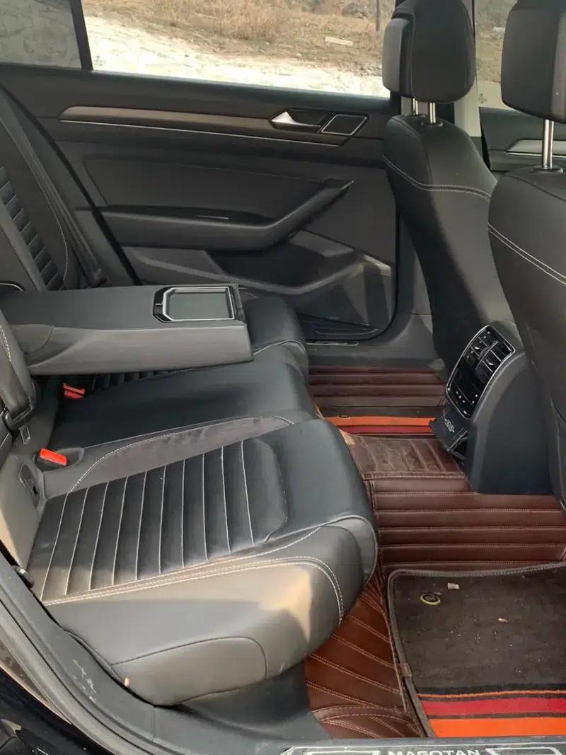 2020 Volkswagen Passat 330TSI DSG Leading Edition — миниатюра 7