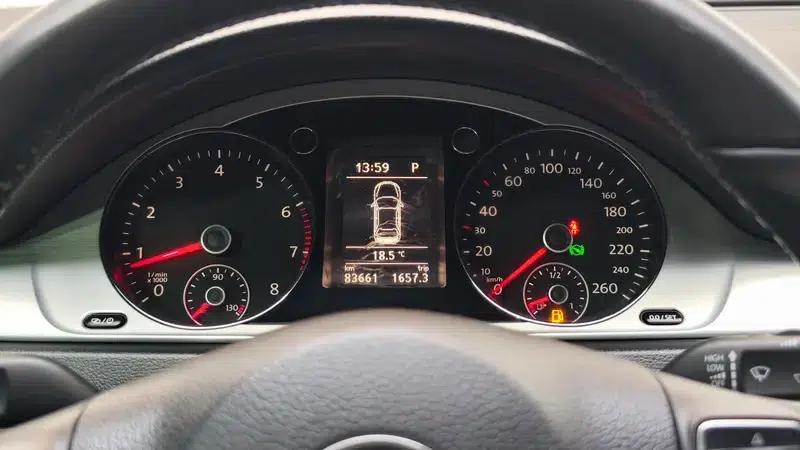 2015 Volkswagen Passat 1.8TSI Luxury — миниатюра 16
