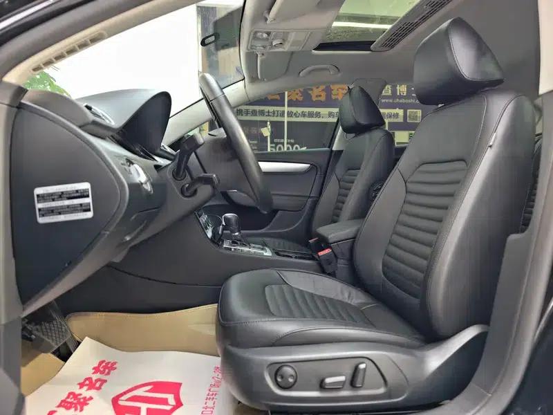 2015 Volkswagen Passat 1.8TSI Luxury — миниатюра 22