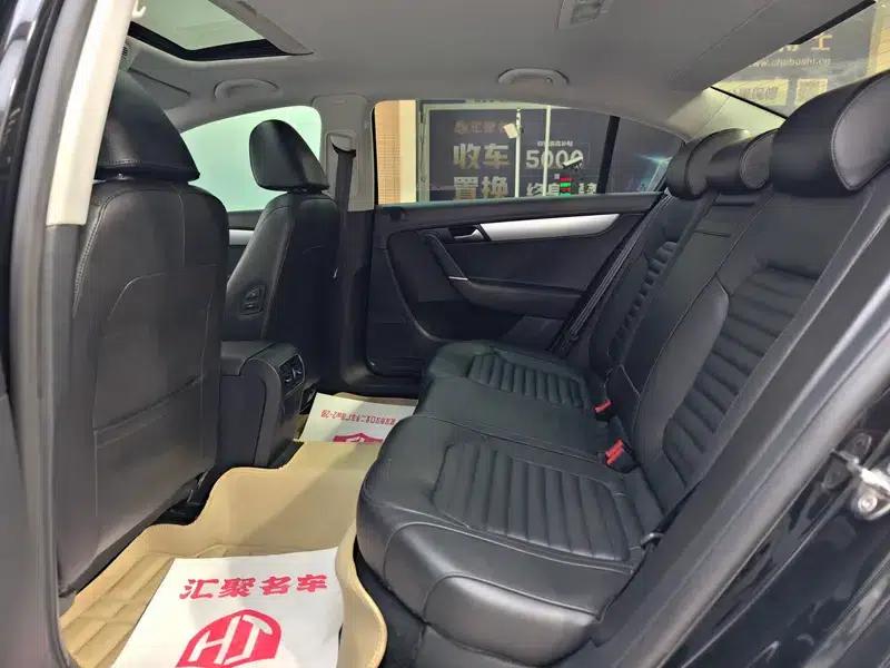 2015 Volkswagen Passat 1.8TSI Luxury — миниатюра 25