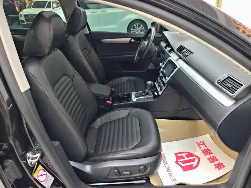 2015 Volkswagen Passat 1.8TSI Luxury — миниатюра 32
