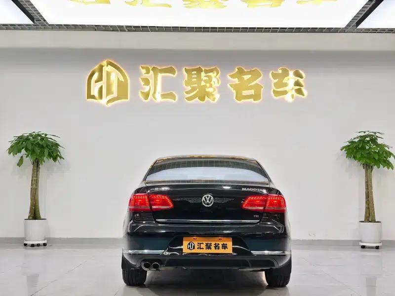 2015 Volkswagen Passat 1.8TSI Luxury — миниатюра 10