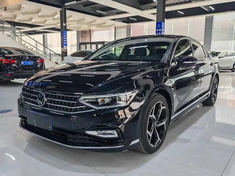 Volkswagen Magotan 2023 2 Millionth Unit Commemorative Edition 330TSI DSG Leading Model — миниатюра 1