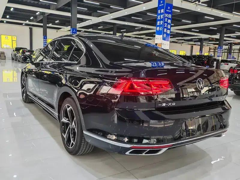Volkswagen Magotan 2023 2 Millionth Unit Commemorative Edition 330TSI DSG Leading Model — миниатюра 4