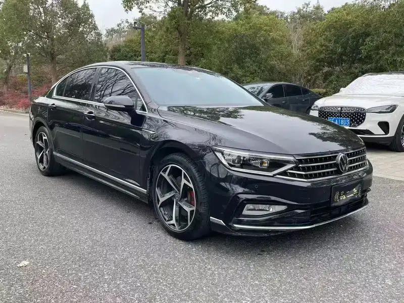 Volkswagen Magotan 2023 2 Millionth Unit Commemorative Edition 330TSI DSG Luxury — миниатюра 3