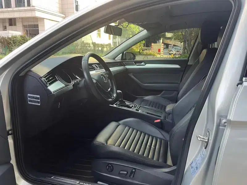 2017 Volkswagen Magotan 330TSI DSG Leading Edition — миниатюра 8
