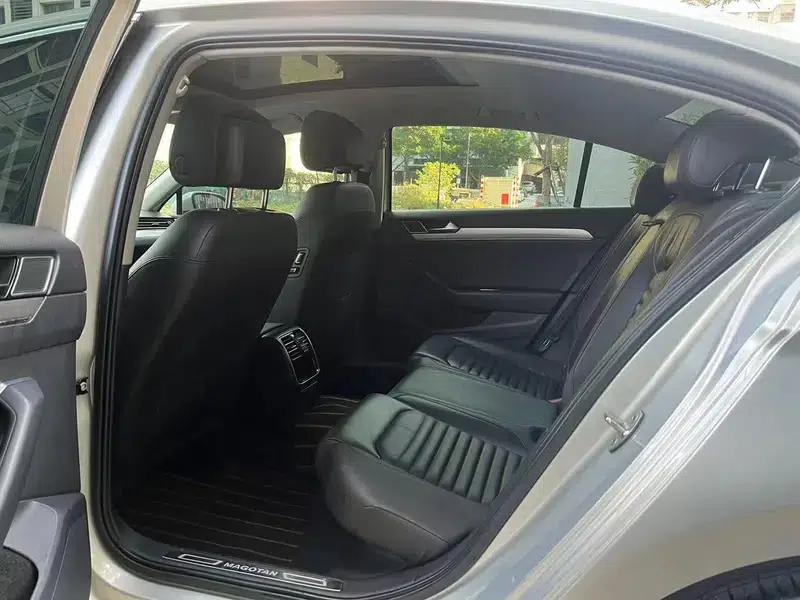 2017 Volkswagen Magotan 330TSI DSG Leading Edition — миниатюра 9