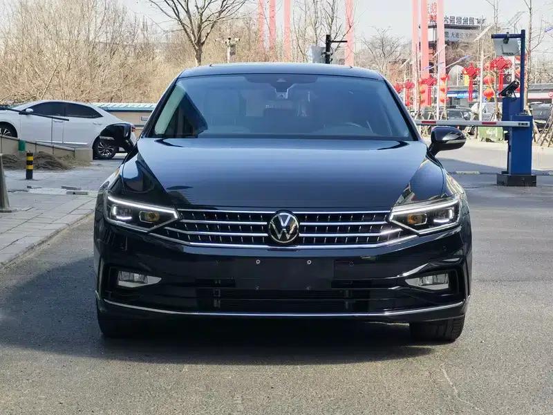 2024 Volkswagen Magotan 330TSI DSG Luxury Edition (2 Million Units Limited Edition) — миниатюра 2