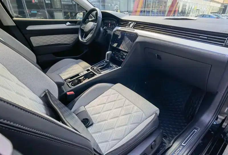 2024 Volkswagen Magotan 330TSI DSG Luxury Edition (2 Million Units Limited Edition) — миниатюра 8