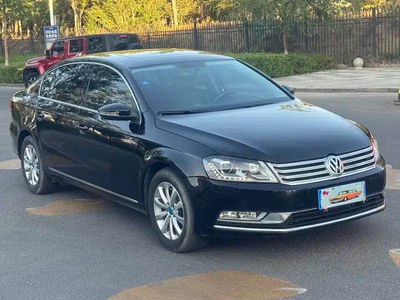 2015 Volkswagen Magotan Facelift 1.8TSI Luxury Model — миниатюра 3