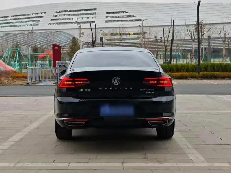 2017 Volkswagen Passat 330TSI DSG Luxury — миниатюра 5