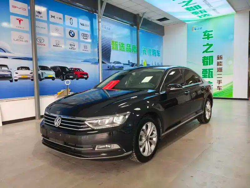 2019 Volkswagen Magotan 330TSI DSG Luxury Edition (China VI Emission Standard) — миниатюра 1