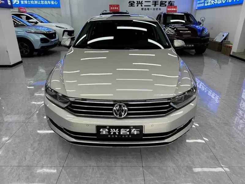 2017 Volkswagen Magotan 330TSI DSG Leading Edition — миниатюра 2