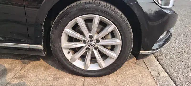 2018 Volkswagen Passat 330TSI DSG Leading Edition — миниатюра 6