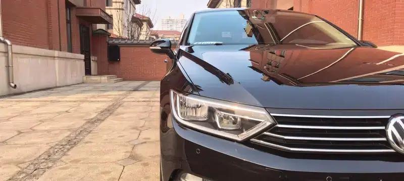 2018 Volkswagen Passat 330TSI DSG Leading Edition — миниатюра 7
